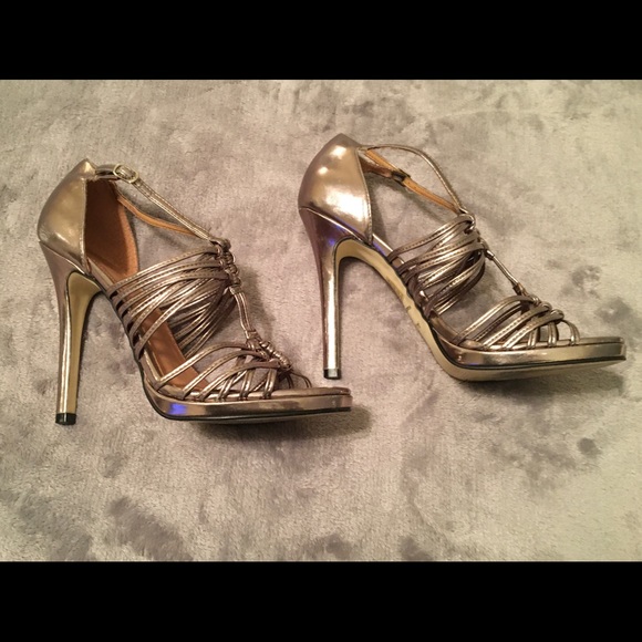 Aldo Klaren Stilettos - Picture 2 of 11